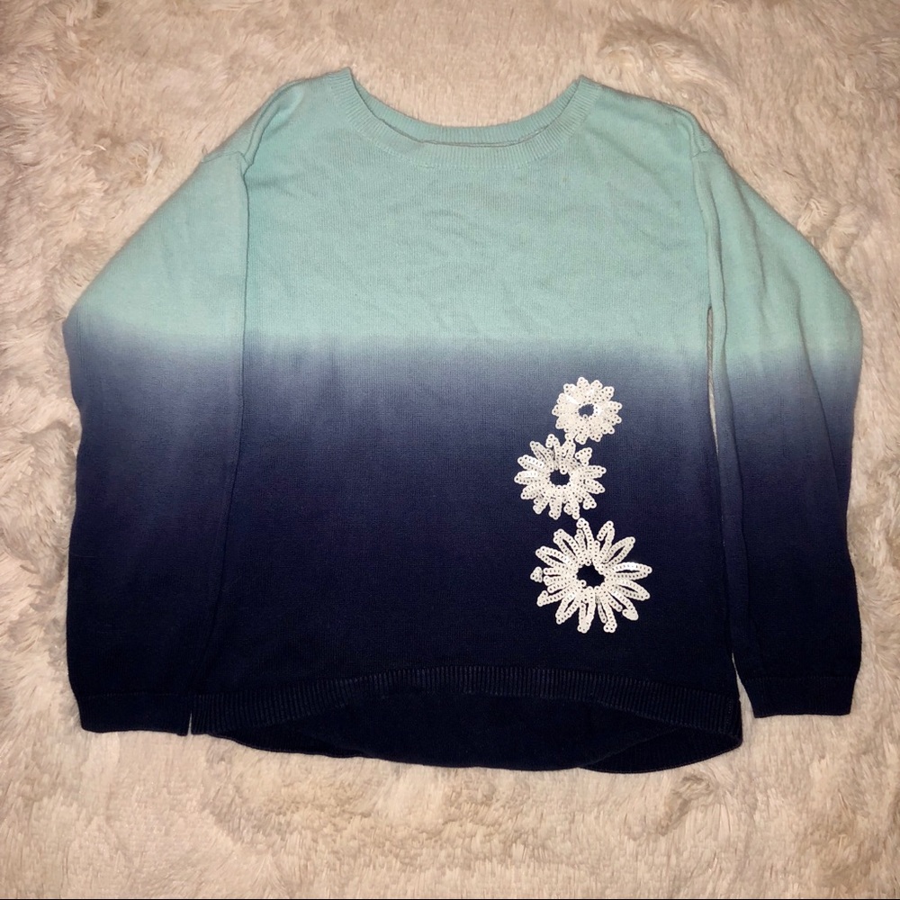 Ombré Light to Dark Blue Sweater (Girls 5/6)👧🏼🎀